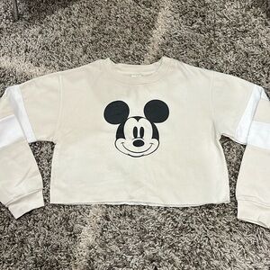 Disney Women’s Mickey Mouse Cropped Sweatshirt sz Medium